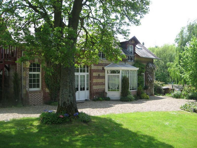 Le Domaine Des Pres Du Hom Bed & Breakfast Bezu-Saint-Eloi Exterior photo
